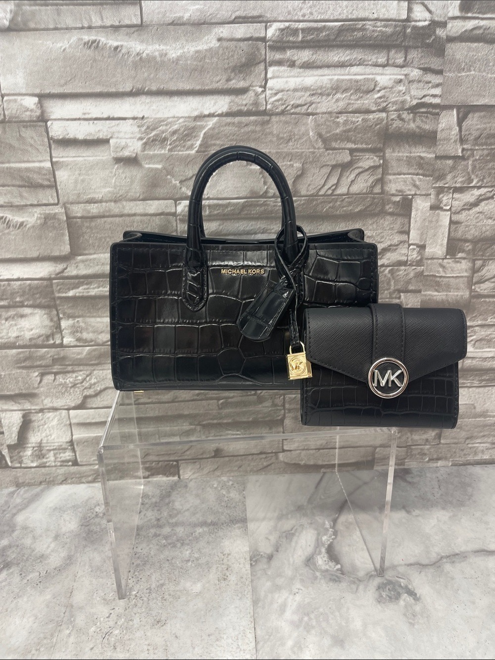 Michael Kors Scarlett XS Black Croc Embossed Satchel with Matching Wallet - Picture 3 of 13